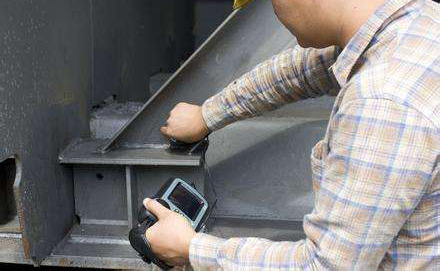 鋼結(jié)構(gòu)焊縫超聲波探傷.jpg 鋼結(jié)構(gòu)焊縫超聲波探傷.jpg