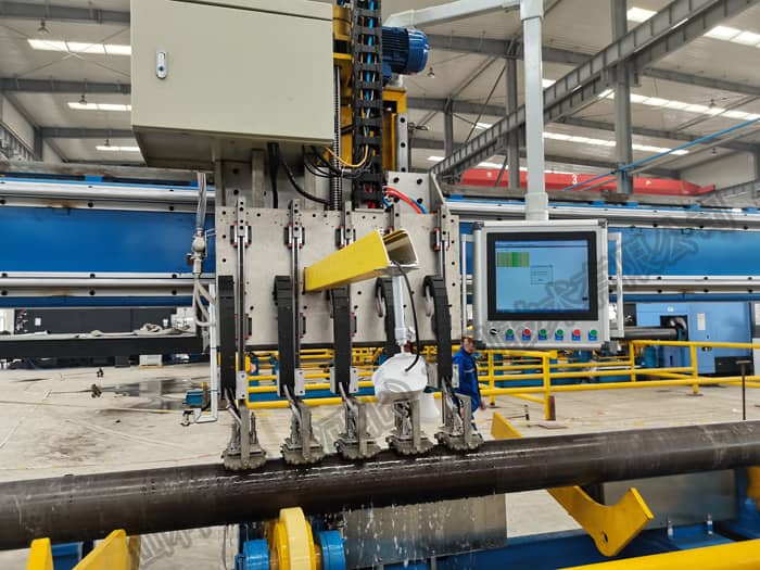 鋼管自動探傷設(shè)備 (1).jpg 鋼管自動探傷設(shè)備 (1).jpg